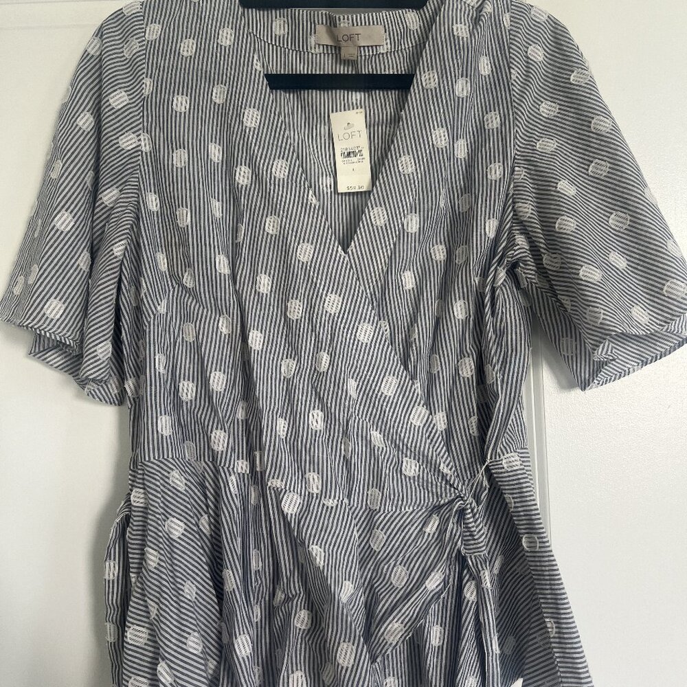 Loft- peplum top never worn